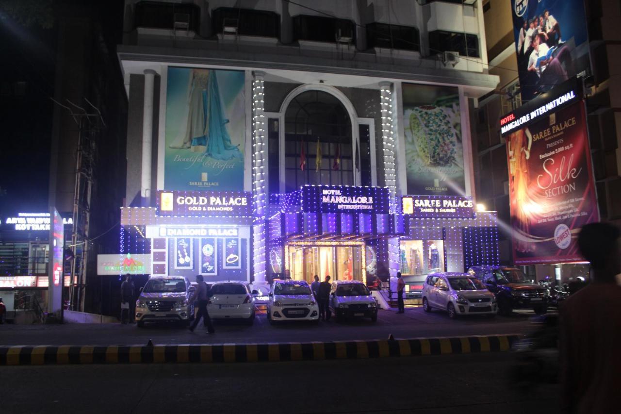 Hotel Mangalore International Zewnętrze zdjęcie