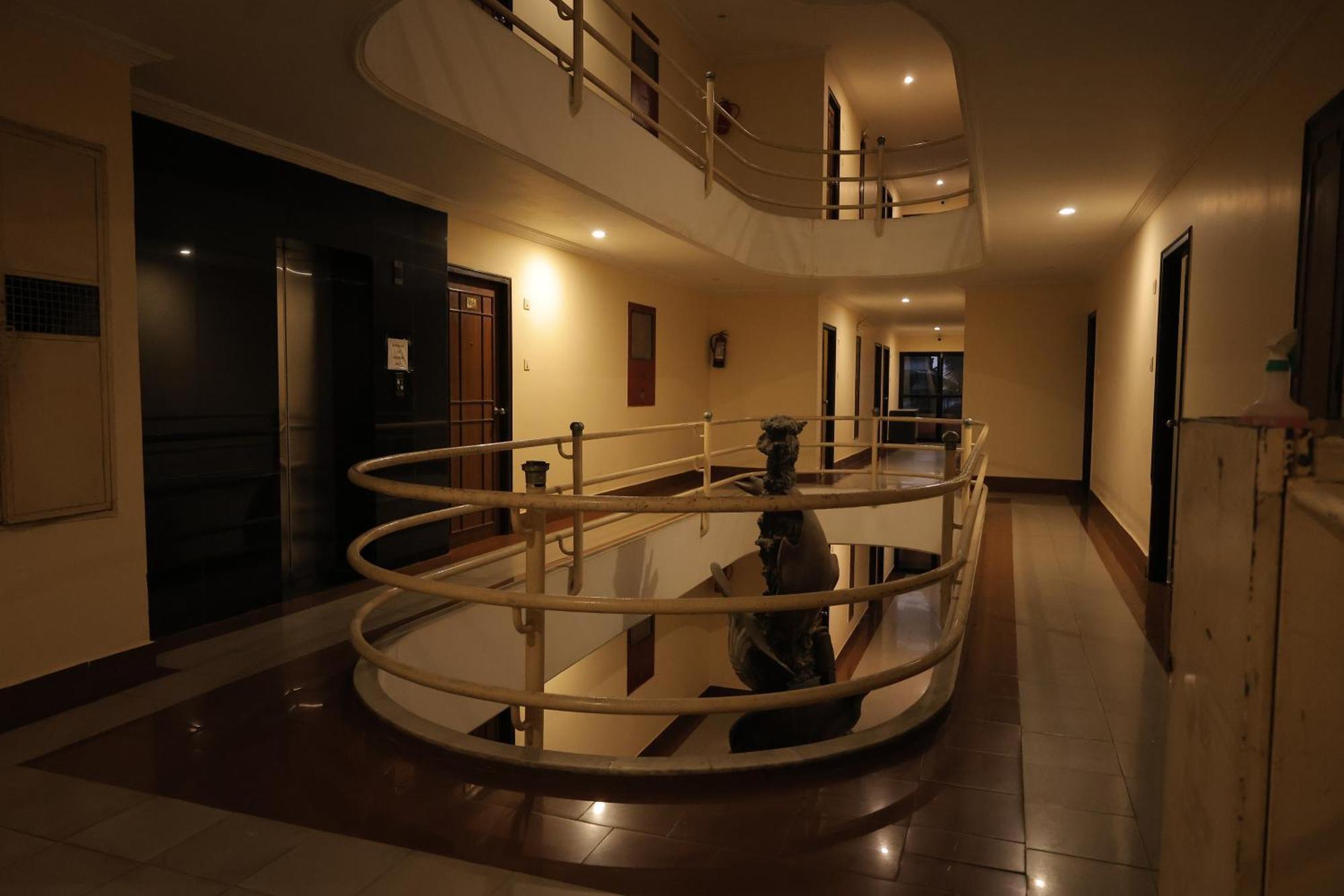 Hotel Mangalore International Zewnętrze zdjęcie