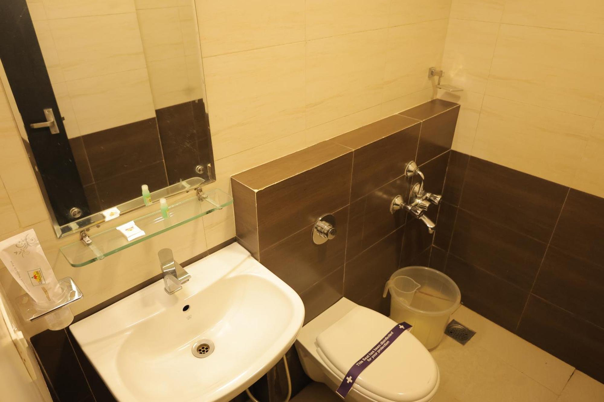 Hotel Mangalore International Zewnętrze zdjęcie