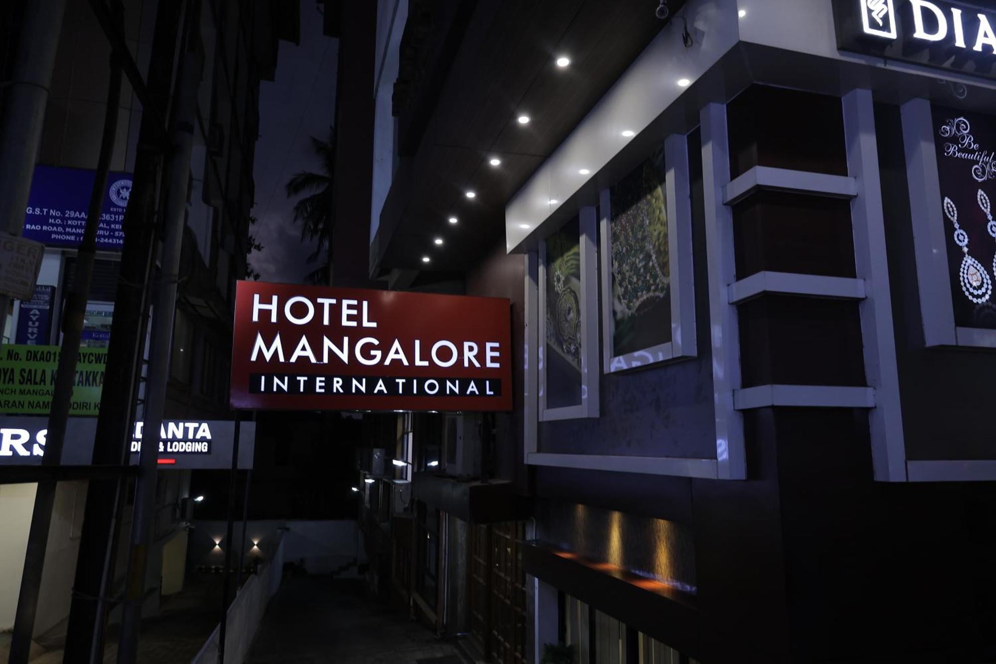Hotel Mangalore International Zewnętrze zdjęcie