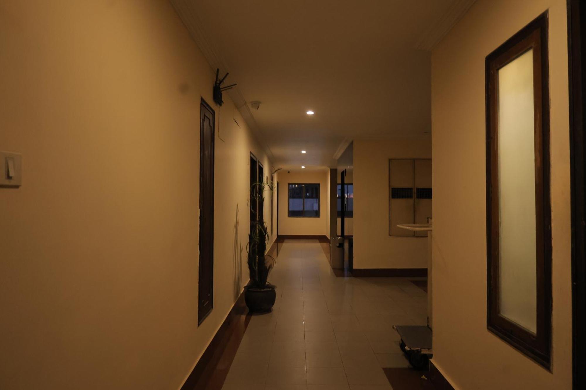 Hotel Mangalore International Zewnętrze zdjęcie