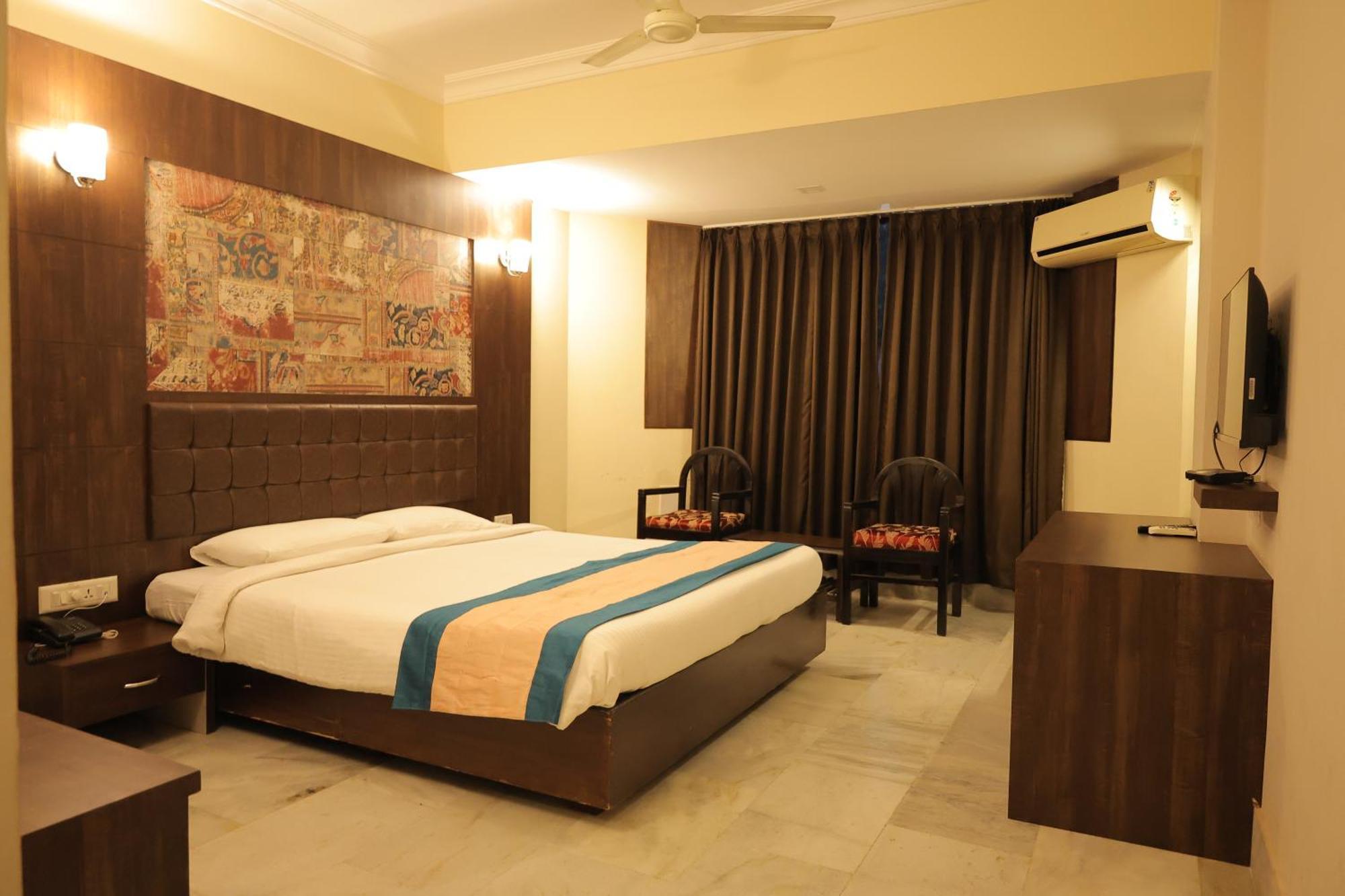 Hotel Mangalore International Zewnętrze zdjęcie