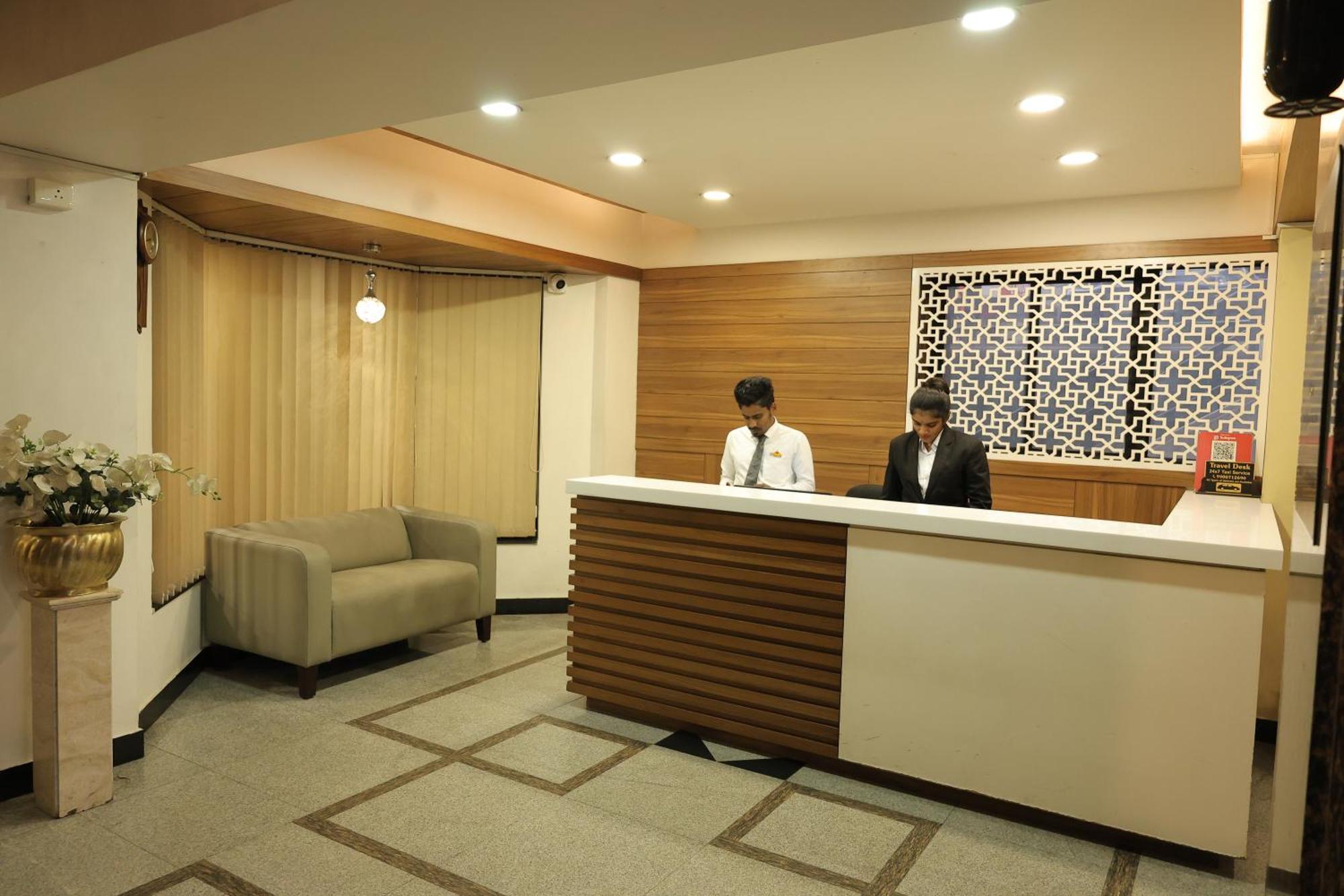 Hotel Mangalore International Zewnętrze zdjęcie
