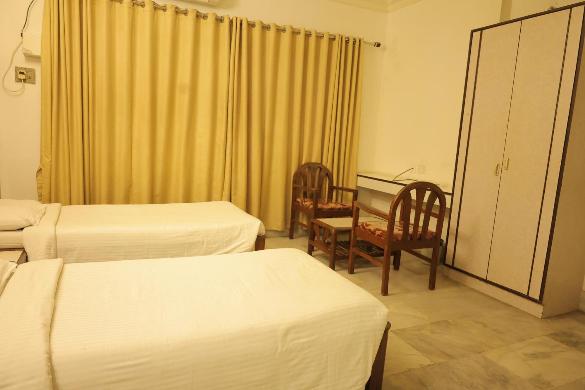 Hotel Mangalore International Zewnętrze zdjęcie