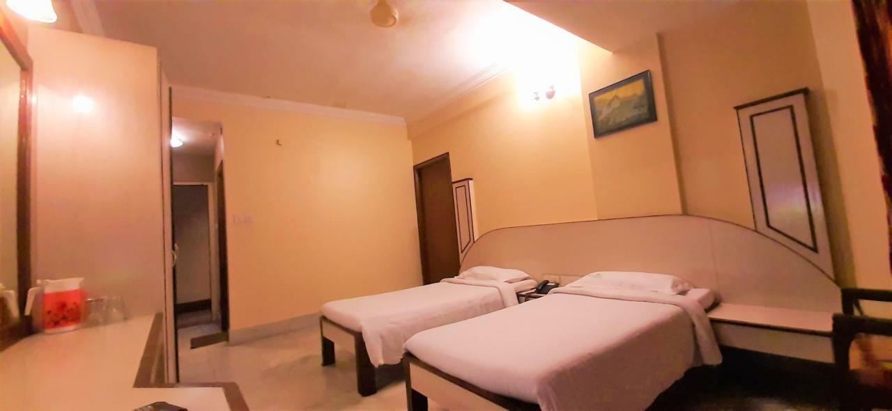 Hotel Mangalore International Zewnętrze zdjęcie