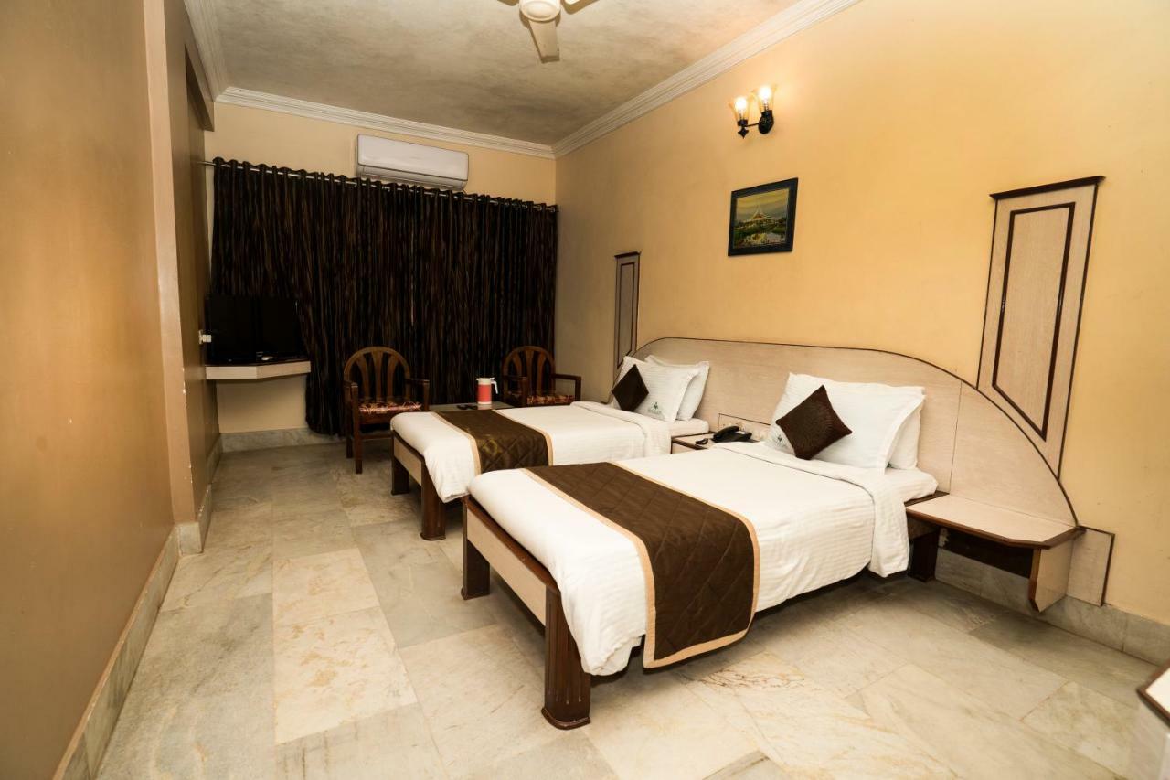 Hotel Mangalore International Zewnętrze zdjęcie